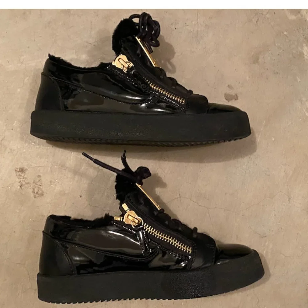 Authentic Giuseppe Zanotti Sneakers with Gold Plate and Fur (Size 35, US5) - Picture 3 of 7